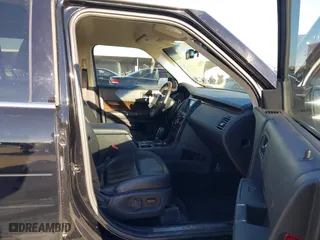 2017 Ford Flex Limited with VIN 2FMGK5D85HBA00992, listed as a IAAI auction lot 41398888 with 121,000 mi miles. Bid and sale history available at carsss.com. Image 5.