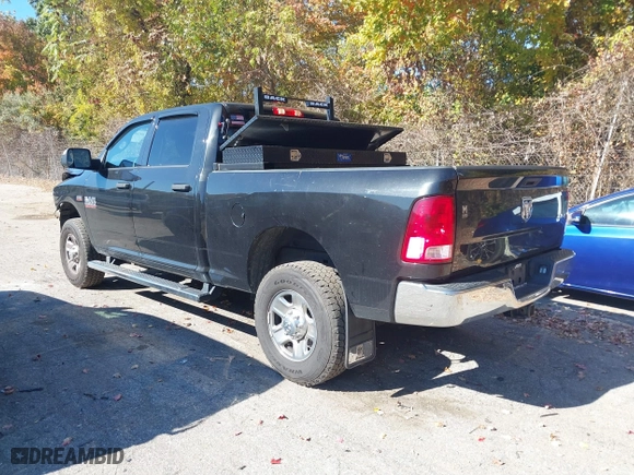 2018 Ram 2500 Tradesman with VIN 3C6UR5CJ4JG275190, listed as a IAAI auction lot 40623047 with 85,121 mi miles. Bid and sale history available at carsss.com. Image 3.