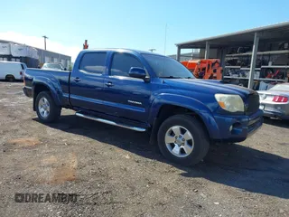 2007 Toyota Tacoma z VIN 5TEMU52N77Z422353, wystawiony jako IAAI lot #41602712 z przebiegiem 304 981 mil mil oraz . Historia ofert i sprzedaży dostępna na DreamBid. Obrazek 1.
