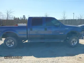 2004 Ford F-350 XL z VIN 1FTSW31P24EB06401, wystawiony jako IAAI lot #41834298 z przebiegiem 234 410 mil mil oraz . Historia ofert i sprzedaży dostępna na DreamBid. Obrazek 14.