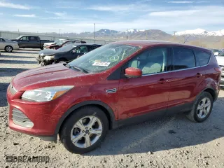 2015 Ford Escape SE with VIN 1FMCU9G93FUB49123, listed as a Copart auction lot 50723715 with NaN miles and Salvage Title. Bid and sale history available at carsss.com. Image 1.