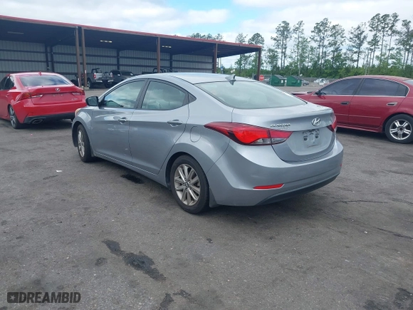 2015 Hyundai Elantra SE with VIN 5NPDH4AE9FH633720, listed as a IAAI auction lot 41983796 with 141,810 mi miles. Bid and sale history available at carsss.com. Image 3.
