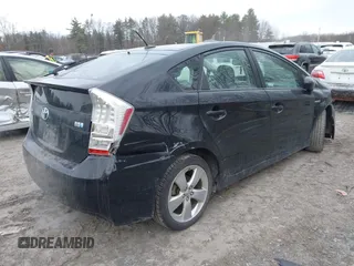 2010 Toyota Prius II with VIN JTDKN3DU9A0023156, listed as a IAAI auction lot 41253122 with 195,810 mi miles. Bid and sale history available at carsss.com. Image 4.