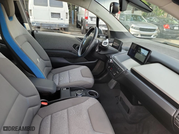 2021 BMW i3 with VIN WBY8P2C06M7J87567, listed as a Copart auction lot 51356513 with 6,813 mi miles. Bid and sale history available at carsss.com. Image 5.