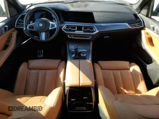 2021 BMW X5 M50i with VIN 5UXJU4C06M9F06155, listed as a Copart auction lot 86296724 with 59,608 mi miles and Salvage Title. Bid and sale history available at carsss.com. Image 8.