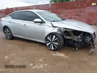 2022 Nissan Altima SV z VIN 1N4BL4DV6NN369779, wystawiony jako IAAI lot #42098709 z przebiegiem 65 718 mil mil oraz . Historia ofert i sprzedaży dostępna na DreamBid. Obrazek 1.