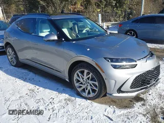 2025 Genesis GV60 Advanced z VIN KMUKCDSCXSU026726, wystawiony jako IAAI lot #41387110 z przebiegiem 454 mil mil oraz . Historia ofert i sprzedaży dostępna na DreamBid. Obrazek 1.