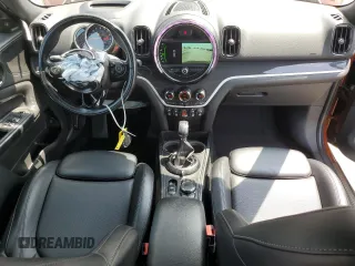 2017 MINI Countryman Cooper S с VIN WMZYT3C37H3D98113, выставлен на аукционе Copart как лот 59313905 с пробегом 124 160 миль миль и Списание • Salvage title. История ставок и продаж доступна на DreamBid. Изображение 8.