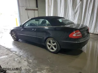 2005 Mercedes-Benz CLK-Class 3.2L with VIN WDBTK65GX5T053146, listed as a Copart auction lot 53357484 with 113,440 mi miles and Salvage Title. Bid and sale history available at carsss.com. Image 2.