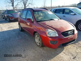 2008 Kia Rondo LX with VIN KNAFG526587147323, listed as a IAAI auction lot 41550909 with 150,967 mi miles. Bid and sale history available at carsss.com. Image 1.