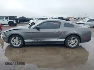 2011 Ford Mustang V6 with VIN 1ZVBP8AM2B5125492, listed as a IAAI auction lot 41565388 with 135,688 mi miles and . Bid and sale history available at carsss.com. Image 14.