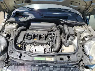 2010 MINI Convertible S z VIN WMWMS3C52ATZ84995, wystawiony jako Copart lot #63445985 z przebiegiem 51 266 mil mil oraz Szkoda całkowita • Salvage title. Historia ofert i sprzedaży dostępna na DreamBid. Obrazek 11.