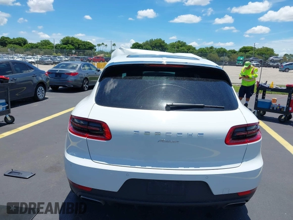 2018 Porsche Macan with VIN WP1AA2A55JLB07597, listed as a IAAI auction lot 42480683 with Not provided miles and . Bid and sale history available at DreamBid. Image 17.