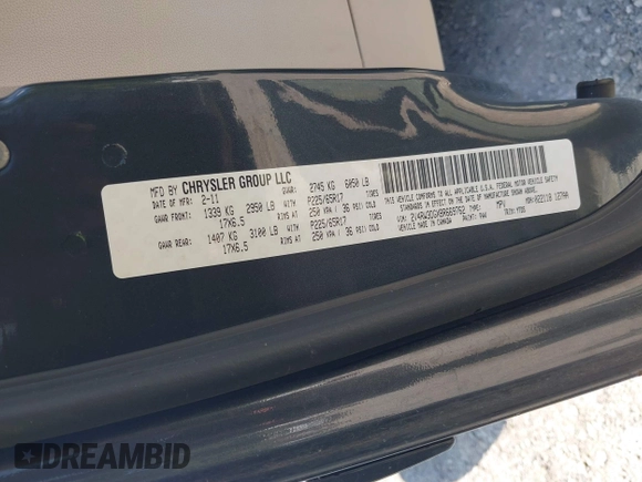 2011 Volkswagen Routan SE with VIN 2V4RW3DGXBR669762, listed as a IAAI auction lot 42693493 with 105,415 mi miles and . Bid and sale history available at DreamBid. Image 9.