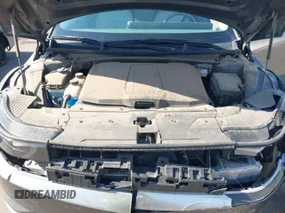 2022 Hyundai Ioniq 5 SEL with VIN KM8KN4AE5NU057365, listed as a IAAI auction lot 42460198 with 36,376 mi miles and . Bid and sale history available at DreamBid. Image 10.