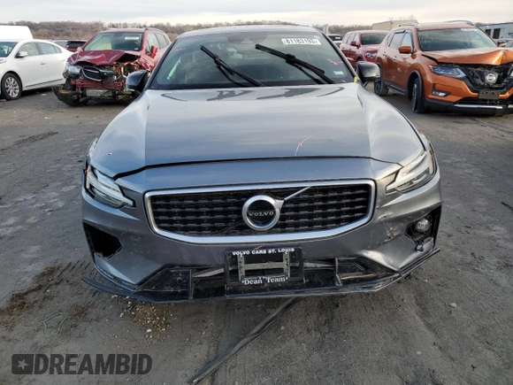 2019 Volvo S60 R-Design with VIN 7JR102FM8KG003945, listed as a Copart auction lot 81183193 with 42,874 mi miles. Bid and sale history available at carsss.com. Image 5.