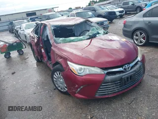 2017 Toyota Camry XLE z VIN 4T1BF1FK9HU784250, wystawiony jako IAAI lot #42444226 z przebiegiem Nie podano mil oraz . Historia ofert i sprzedaży dostępna na DreamBid. Obrazek 1.