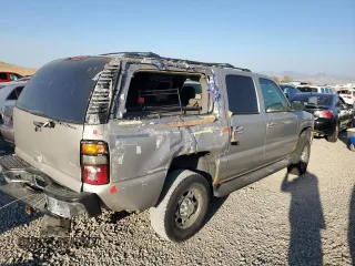 2004 Chevrolet Suburban LT with VIN 1GNGK26U64R246994, listed as a Copart auction lot 75951184 with 0 mi miles and Salvage Title. Bid and sale history available at carsss.com. Image 3.