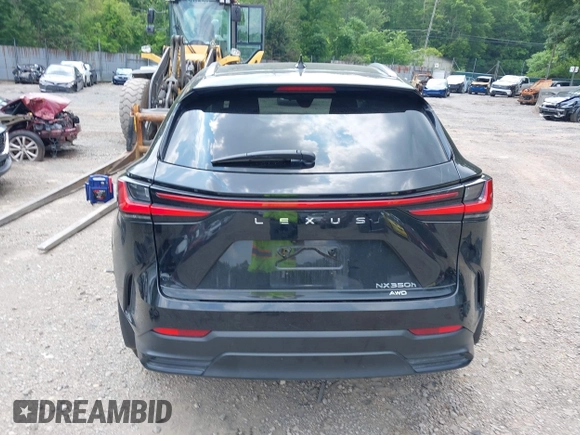 2023 Lexus NX 350h Premium z VIN 2T2GKCEZXPC012895, wystawiony jako IAAI lot #42690037 z przebiegiem 31 197 mil mil oraz . Historia ofert i sprzedaży dostępna na DreamBid. Obrazek 17.