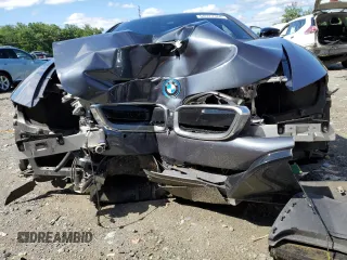 2017 BMW i8 z VIN WBY2Z2C30HV676459, wystawiony jako Copart lot #60927364 z przebiegiem Nie podano mil oraz Szkoda całkowita • Salvage title. Historia ofert i sprzedaży dostępna na DreamBid. Obrazek 5.