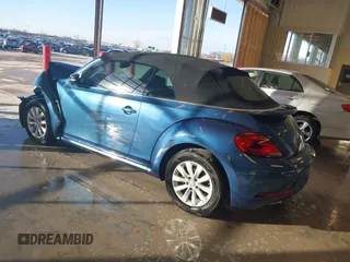 2018 Volkswagen Beetle S с VIN 3VW5DAAT2JM515005, выставлен на аукционе IAAI как лот 41093518 с пробегом Не указан миль и . История ставок и продаж доступна на DreamBid. Изображение 3.