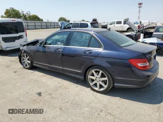 2013 Mercedes-Benz C 250 Sport с VIN WDDGF4HB8DA751427, выставлен на аукционе Copart как лот 64508775 с пробегом 127 024 миль миль и Списание • Salvage title. История ставок и продаж доступна на DreamBid. Изображение 2.