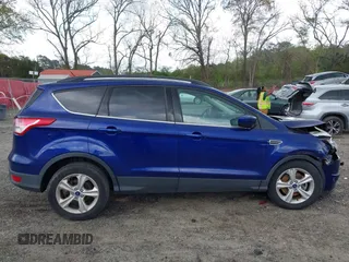 2016 Ford Escape SE with VIN 1FMCU9GX3GUC62294, listed as a IAAI auction lot 41934578 with 262,094 mi miles. Bid and sale history available at carsss.com. Image 13.