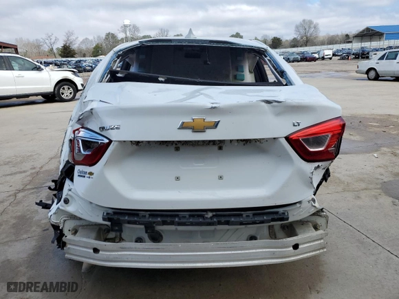 2018 Chevrolet Cruze LT with VIN 1G1BE5SM6J7118708, listed as a Copart auction lot 46129175 with 154,721 mi miles and Clean Title. Bid and sale history available at carsss.com. Image 6.