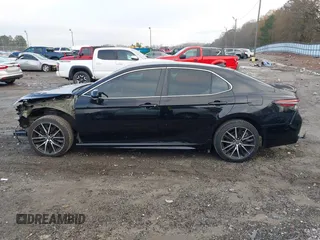 2022 Toyota Camry SE with VIN 4T1G11AK4NU640970, listed as a IAAI auction lot 41124147 with 33,472 mi miles and . Bid and sale history available at DreamBid. Image 15.