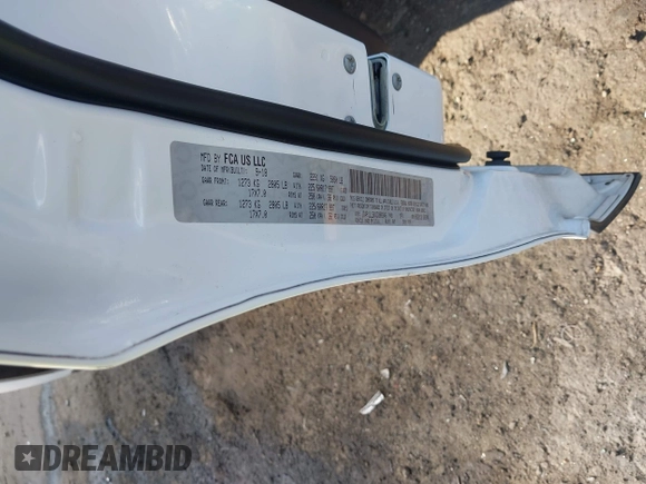 2019 Jeep Cherokee Latitude Plus z VIN 1C4PJLLBXKD308346, wystawiony jako IAAI lot #42146125 z przebiegiem 94 066 mil mil oraz . Historia ofert i sprzedaży dostępna na DreamBid. Obrazek 9.