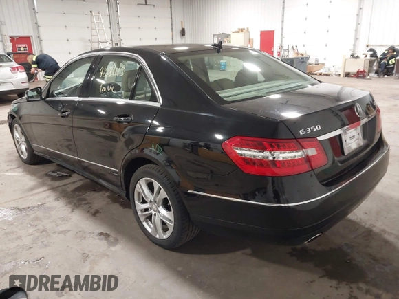 2010 Mercedes-Benz E 350 Luxury с VIN WDDHF8HB3AA145458, выставлен на аукционе IAAI как лот 42181113 с пробегом 169 964 миль миль и . История ставок и продаж доступна на DreamBid. Изображение 3.