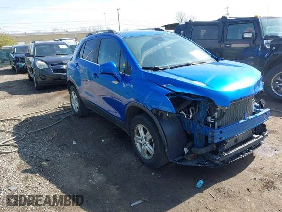 2015 Chevrolet Trax LT with VIN KL7CJRSB5FB063554, listed as a IAAI auction lot 42000938 with 131,641 mi miles. Bid and sale history available at carsss.com. Image 1.