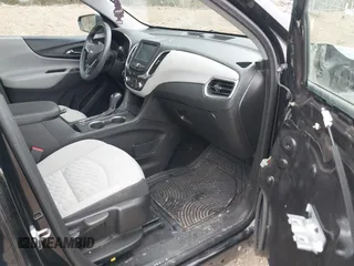 2018 Chevrolet Equinox LS z VIN 2GNAXREV3J6258814, wystawiony jako IAAI lot #41907865 z przebiegiem 148 270 mil mil oraz . Historia ofert i sprzedaży dostępna na DreamBid. Obrazek 5.