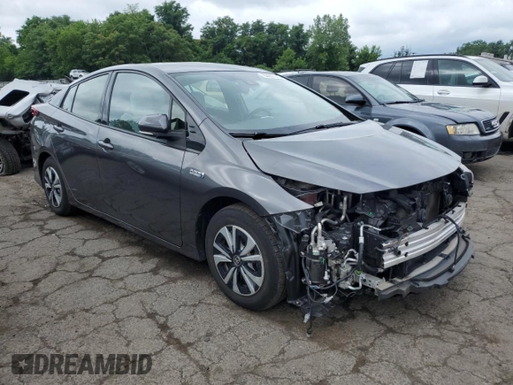 2017 Toyota Prius Plus with VIN JTDKARFP5H3043449, listed as a Copart auction lot 62057745 with 71,826 mi miles and Salvage title. Bid and sale history available at DreamBid. Image 4.