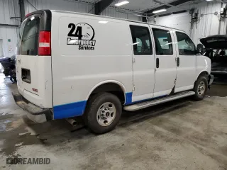 2019 GMC Savana Cargo Van with VIN 1GTW7AFGXK1363256, listed as a Copart auction lot 86720514 with 128,927 mi miles and Salvage Title. Bid and sale history available at carsss.com. Image 3.