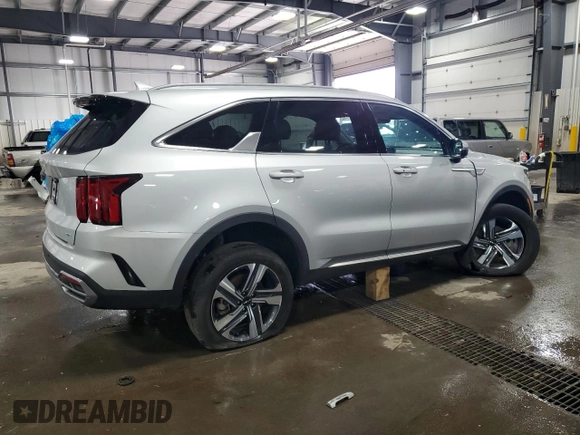 2024 Kia Sorento SX Prestige with VIN KNDRKDLG3R5247126, listed as a Copart auction lot 55260115 with 17,154 mi miles and Salvage title. Bid and sale history available at DreamBid. Image 3.