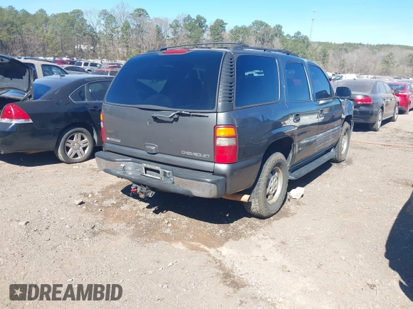 2001 Chevrolet Tahoe LT with VIN 1GNEK13T11J144185, listed as a IAAI auction lot 41647366 with 286,225 mi miles. Bid and sale history available at carsss.com. Image 4.