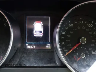 2019 Volkswagen Tiguan SE z VIN 3VV3B7AX7KM029525, wystawiony jako IAAI lot #42631715 z przebiegiem 148 174 mil mil oraz . Historia ofert i sprzedaży dostępna na DreamBid. Obrazek 7.