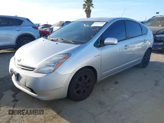 2007 Toyota Prius with VIN JTDKB20U977675252, listed as a IAAI auction lot 41697462 with 98,096 mi miles. Bid and sale history available at carsss.com. Image 2.