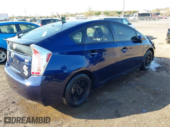 2013 Toyota Prius One with VIN JTDKN3DU1D1726152, listed as a IAAI auction lot 41925448 with 124,185 mi miles. Bid and sale history available at carsss.com. Image 4.