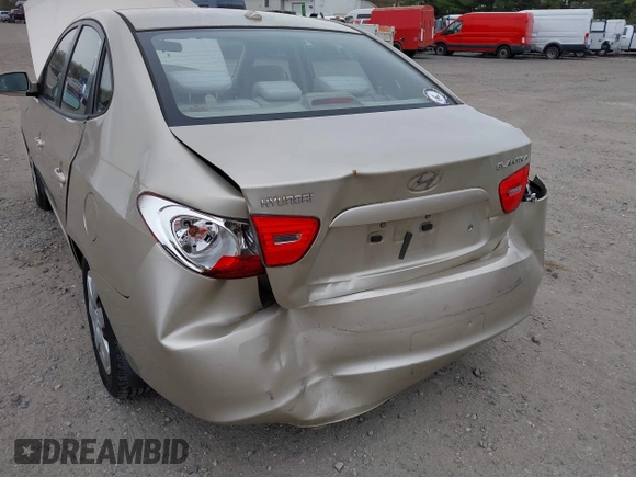 2007 Hyundai Elantra GLS z VIN KMHDU46D57U196152, wystawiony jako IAAI lot #42016255 z przebiegiem 114 553 mil mil oraz . Historia ofert i sprzedaży dostępna na DreamBid. Obrazek 6.