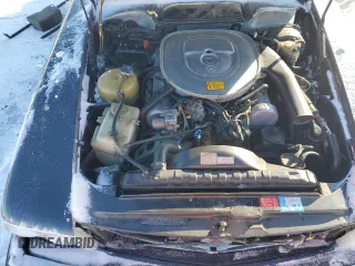 1985 Mercedes-Benz 380 z VIN WDBBA45C1FA026172, wystawiony jako Copart lot #44573545 z przebiegiem 149 808 mil mil oraz Szkoda całkowita • Salvage title. Historia ofert i sprzedaży dostępna na DreamBid. Obrazek 11.