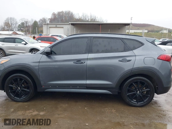 2019 Hyundai Tucson Ultimate with VIN KM8J3CAL2KU929121, listed as a IAAI auction lot 40793502 with 142,846 mi miles. Bid and sale history available at carsss.com. Image 14.