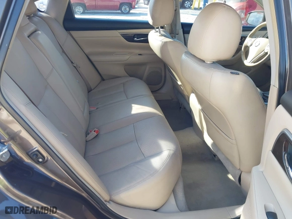 2013 Nissan Altima 3.5 SL with VIN 1N4BL3APXDN433871, listed as a IAAI auction lot 42039383 with 161,200 mi miles. Bid and sale history available at carsss.com. Image 8.