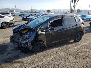 2020 Honda Fit LX z VIN 3HGGK5H43LM712003, wystawiony jako Copart lot #51623305 z przebiegiem Nie podano mil oraz Szkoda całkowita • Salvage title. Historia ofert i sprzedaży dostępna na DreamBid. Obrazek 1.