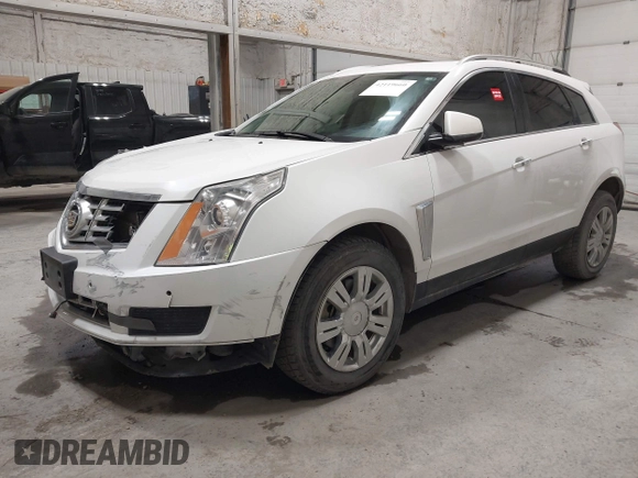 2015 Cadillac SRX Luxury Collection with VIN 3GYFNBE38FS596318, listed as a IAAI auction lot 42119660 with 45,178 mi miles. Bid and sale history available at carsss.com. Image 17.