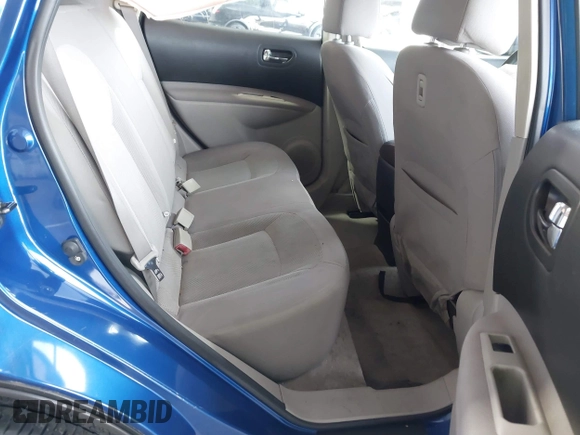 2011 Nissan Rogue SV with VIN JN8AS5MT2BW185897, listed as a IAAI auction lot 42054815 with 121,174 mi miles. Bid and sale history available at carsss.com. Image 8.