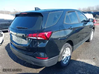 2024 Chevrolet Equinox LS with VIN 3GNAXHEGXRL143825, listed as a IAAI auction lot 41363088 with 14,982 mi miles. Bid and sale history available at carsss.com. Image 4.