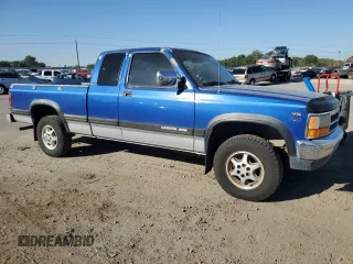1994 Dodge Dakota z VIN 1B7GG23X0RS733164, wystawiony jako Copart lot #73344004 z przebiegiem 101 809 mil mil oraz Szkoda całkowita • Salvage title. Historia ofert i sprzedaży dostępna na DreamBid. Obrazek 4.