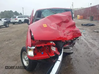 1997 Ford Ranger XL z VIN 1FTCR14A8VPA82103, wystawiony jako IAAI lot #40809996 z przebiegiem Nie podano mil oraz . Historia ofert i sprzedaży dostępna na DreamBid. Obrazek 12.
